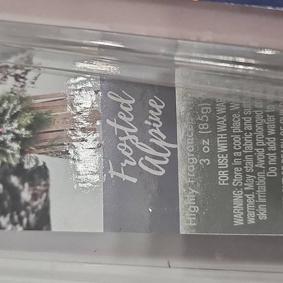 Highly Fragrant Wax Cubes for Use w Wax Warmer 3 Packs 10 Cubes Per Pack - Picture 2 of 7